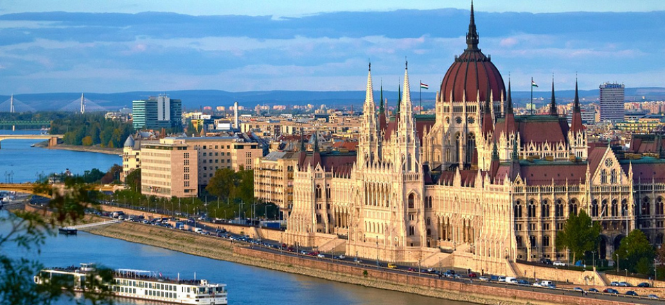 budapest parliament house